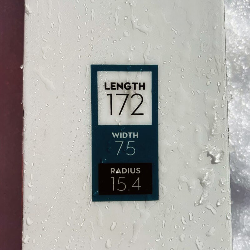 Raggio 15 metri su 172 cm. di lunghezza. Kästle MX75