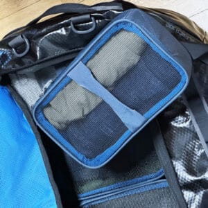 Inserimento del Gear Pod nel borsone Alpaca.